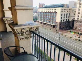 Апартаменты Amazing view of Khreshchatyk! Киев Апартаменты с 2 спальнями-115