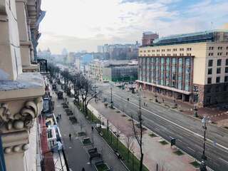 Апартаменты Amazing view of Khreshchatyk! Киев Апартаменты с 2 спальнями-15