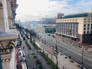 Апартаменты Amazing view of Khreshchatyk! Киев Апартаменты с 2 спальнями-57