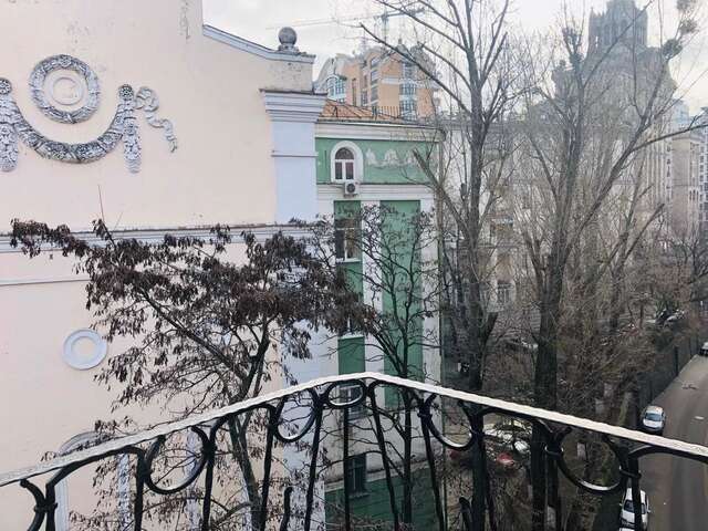 Апартаменты Amazing view of Khreshchatyk! Киев-22