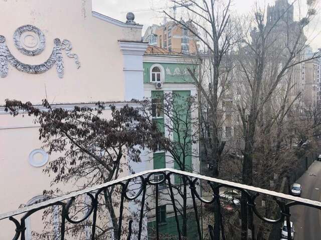 Апартаменты Amazing view of Khreshchatyk! Киев-74