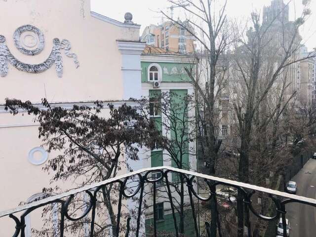 Апартаменты Amazing view of Khreshchatyk! Киев-88