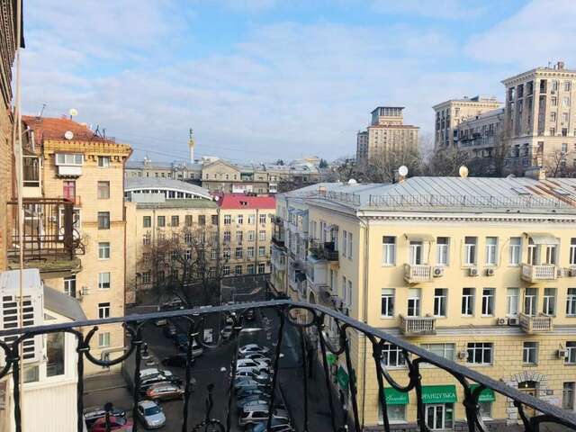 Апартаменты Amazing view of Khreshchatyk! Киев-98